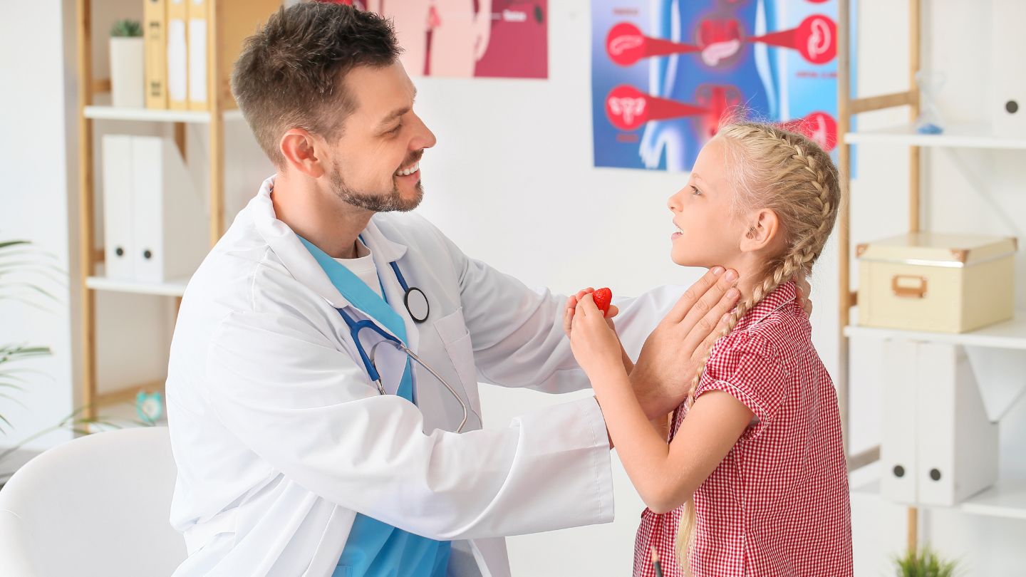 Spotting Early Warning Signs of Pediatric Thyroid Cancer: What Parents Should Know