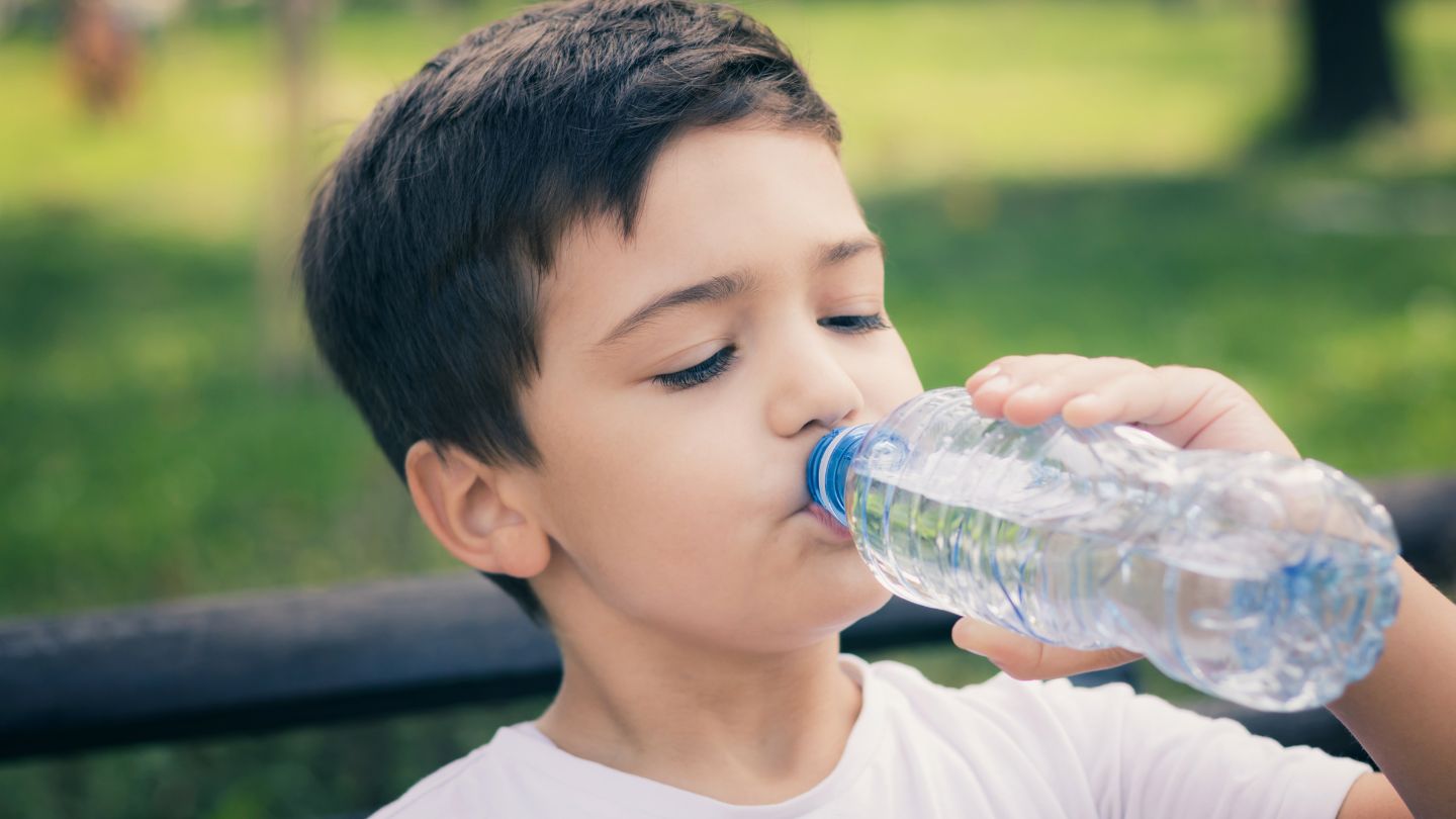 Can Diet or Hydration Help Prevent Salivary Duct Stones in Children?